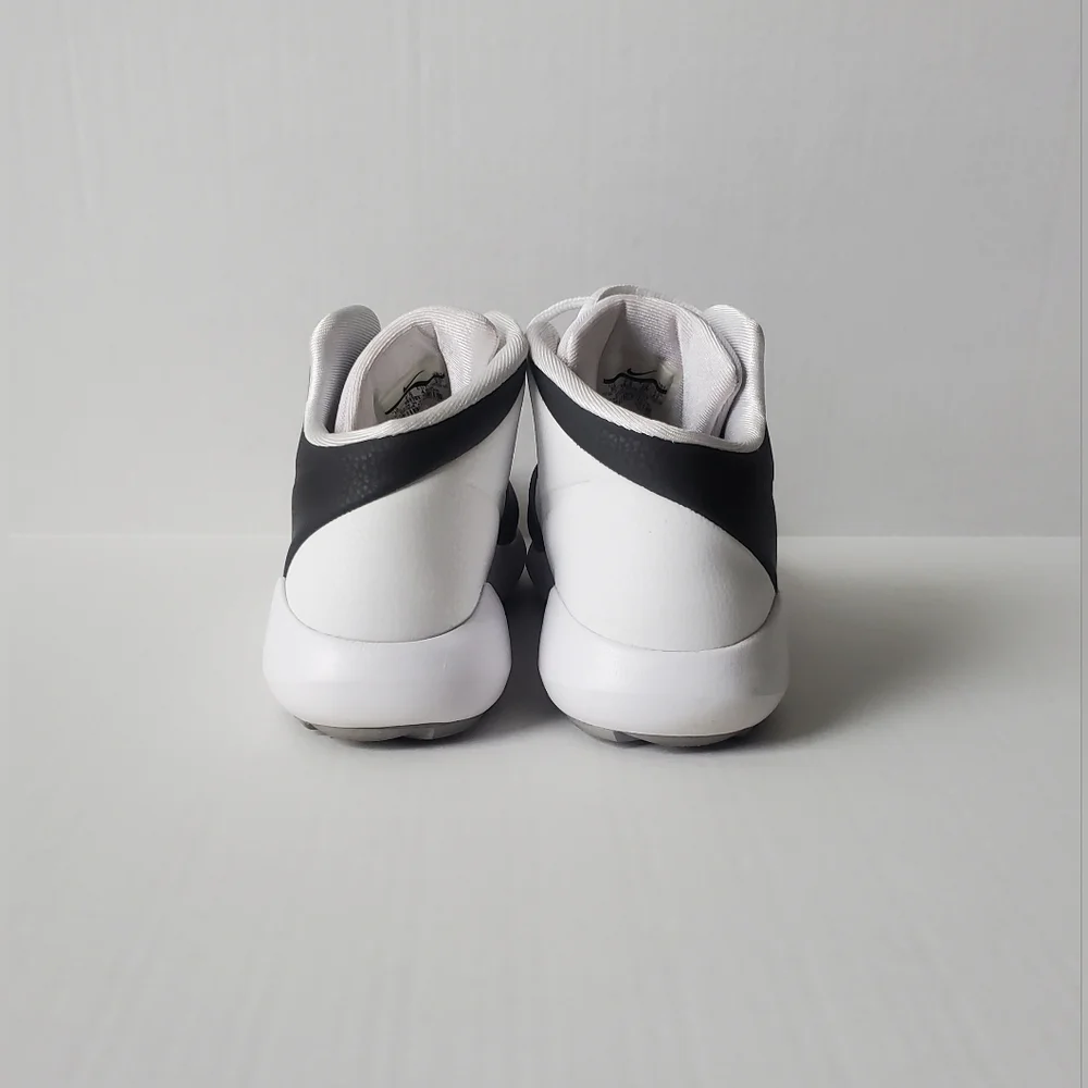 Nike Woman's Black and White Sneakers Sz 10